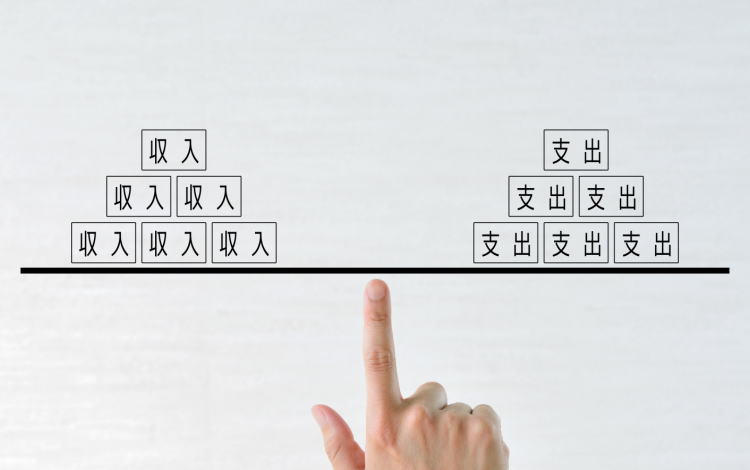 【借金・ローン】20歳代で100万円超、30歳代で200万円超、40歳代で300万円超の借金は危険?! 返せなくなる前に方向転換すべし!